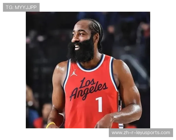 哈登创历史，年纪也能三双：篮球场上的传奇巨星