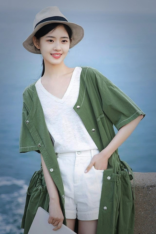 “萨尔·巴赫，南非橄榄球的新鲜血液，强势亮相世界杯”