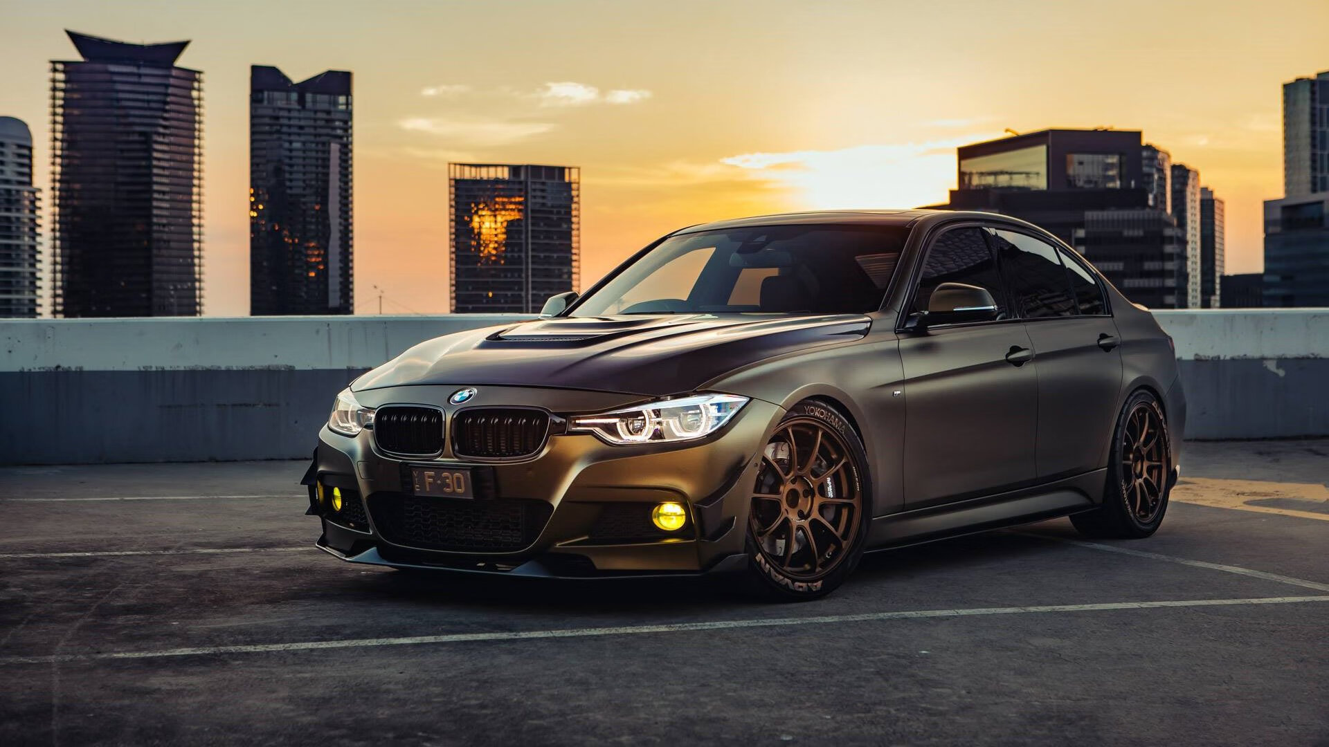 英超比赛中的临场应变能力，英超的场地小