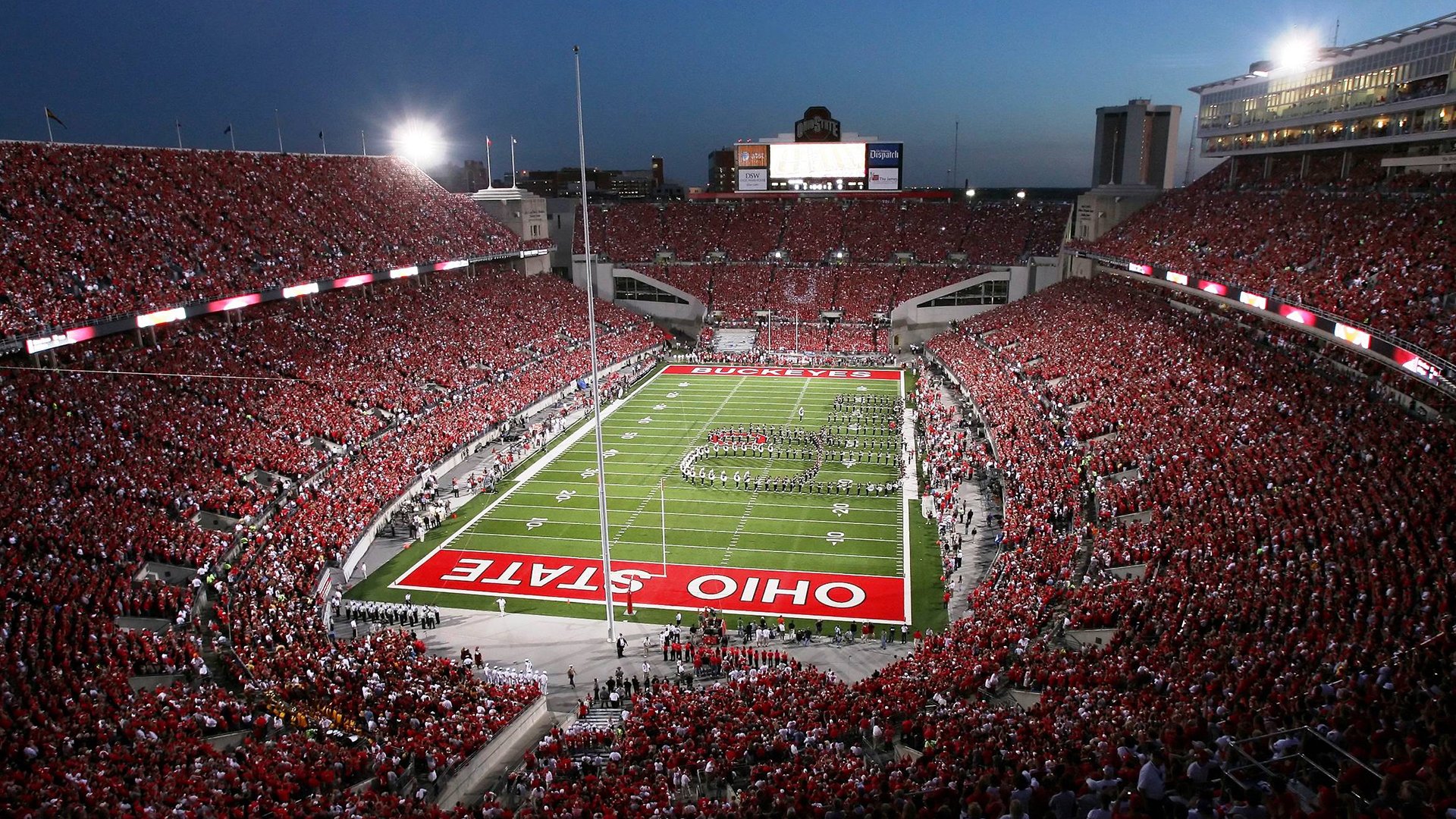 世界街头健身锦标赛 双杠单杠自重力量项目精彩纷呈